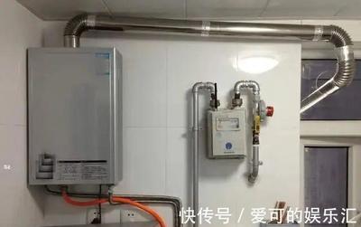 冬天燃氣熱水器一洗澡就涼颼颼，師傅揭秘 少了循環系統與彎頭里的大學問